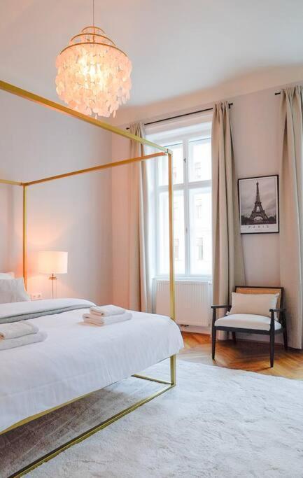 Boutique Suite Near Museum District Wien Exteriör bild