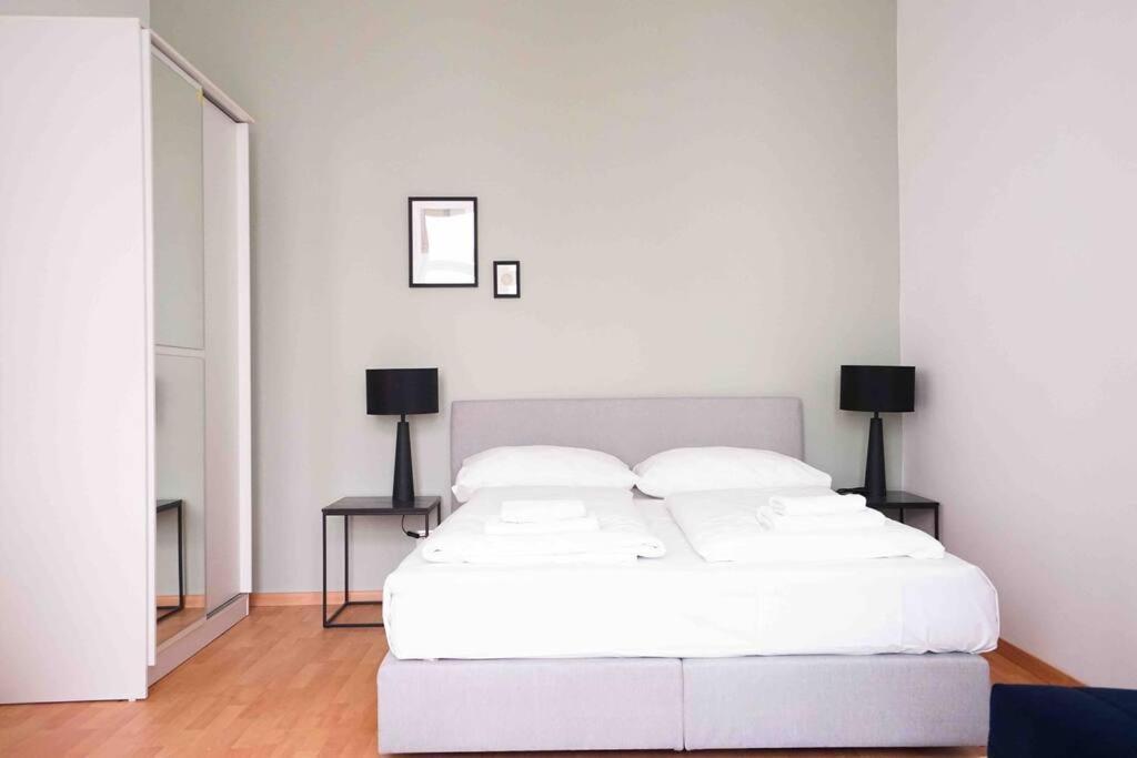 Boutique Suite Near Museum District Wien Exteriör bild
