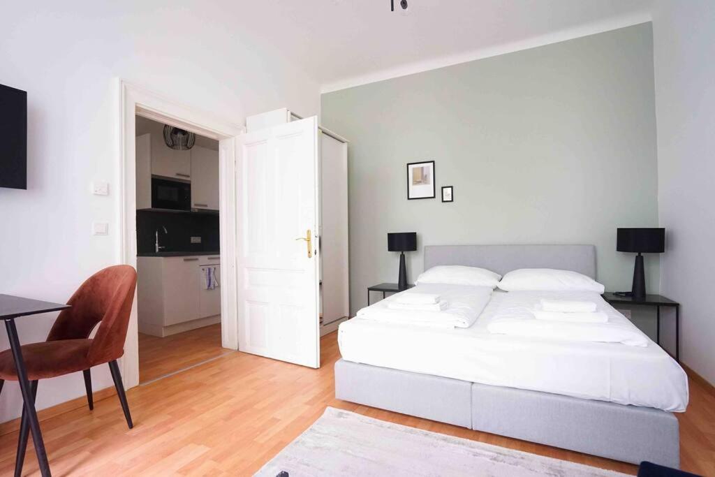 Boutique Suite Near Museum District Wien Exteriör bild