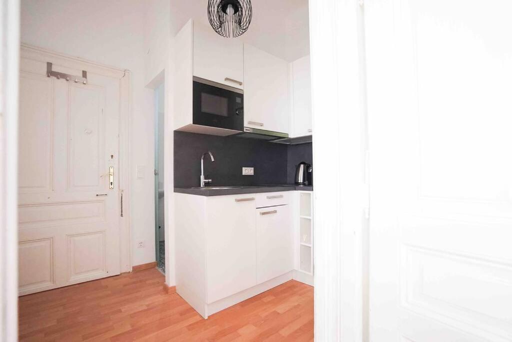 Boutique Suite Near Museum District Wien Exteriör bild