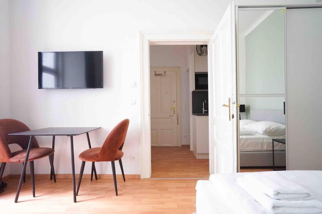 Boutique Suite Near Museum District Wien Exteriör bild