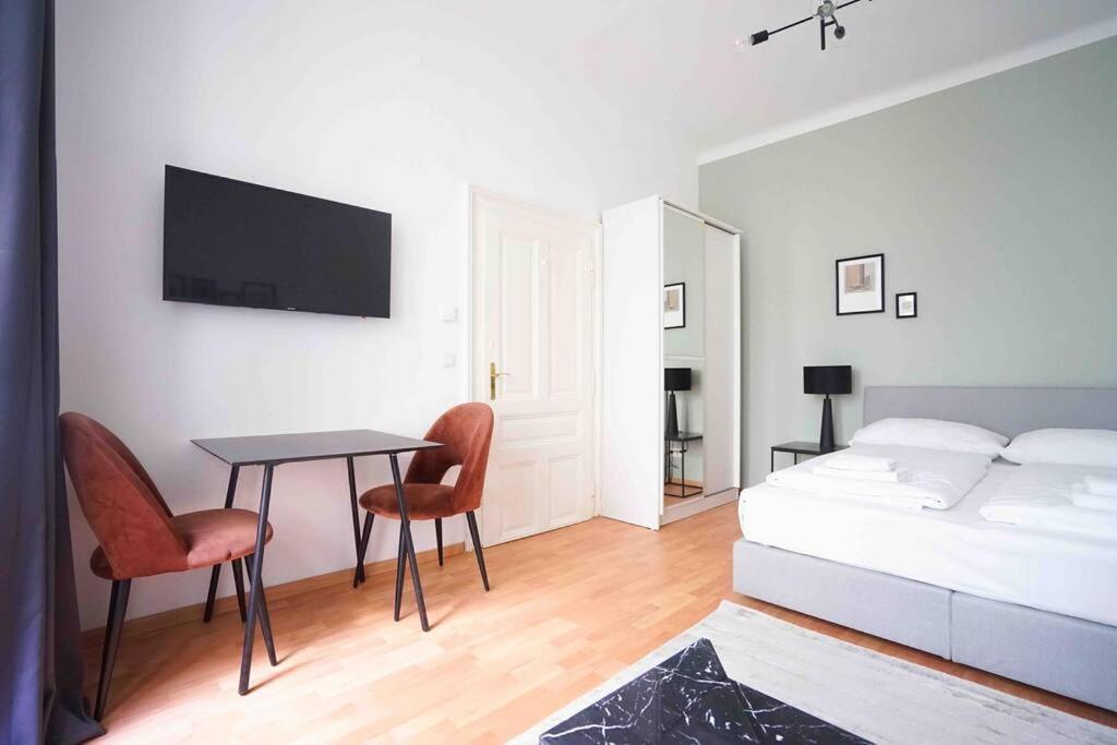 Boutique Suite Near Museum District Wien Exteriör bild