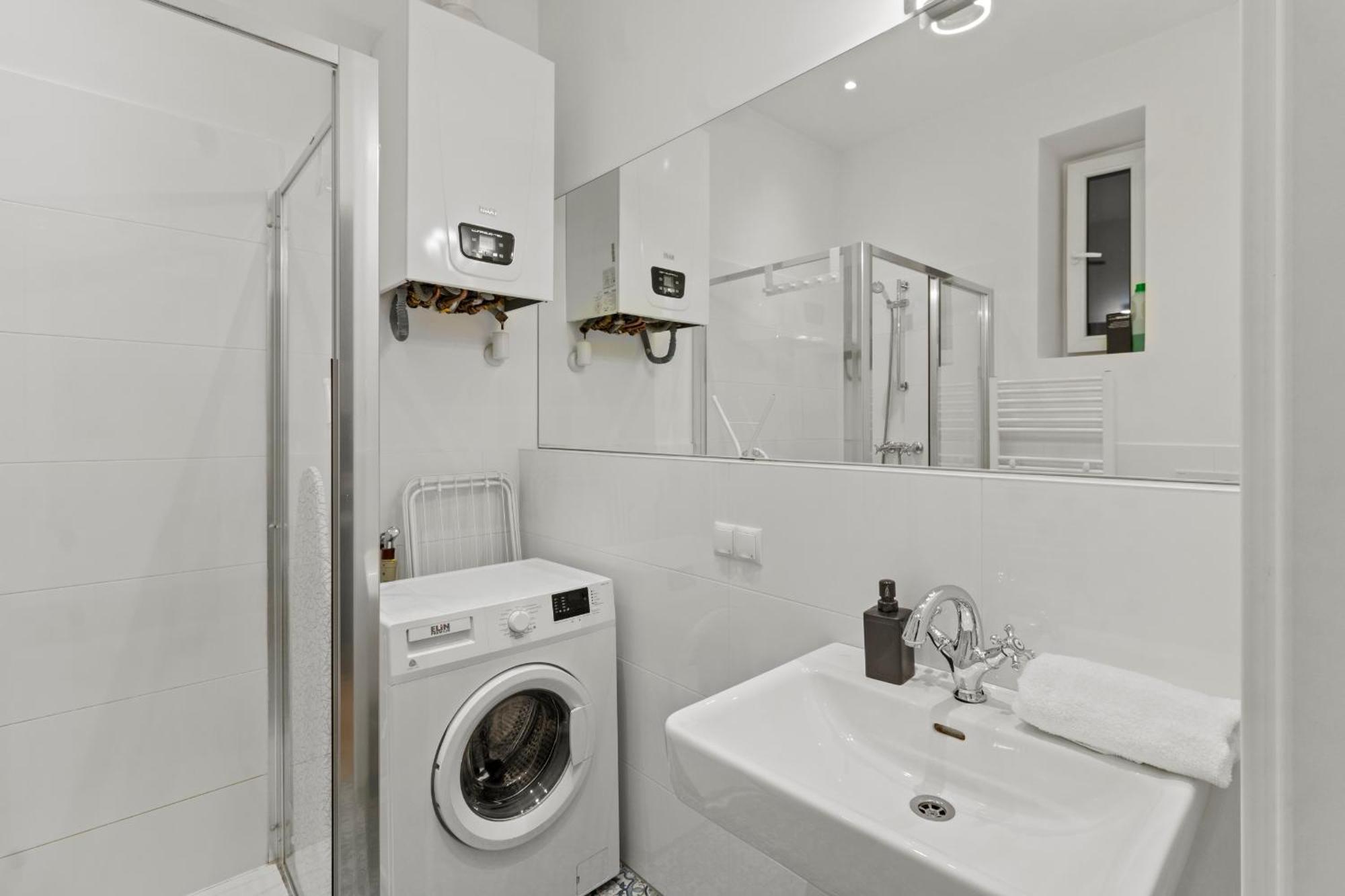 Boutique Suite Near Museum District Wien Exteriör bild