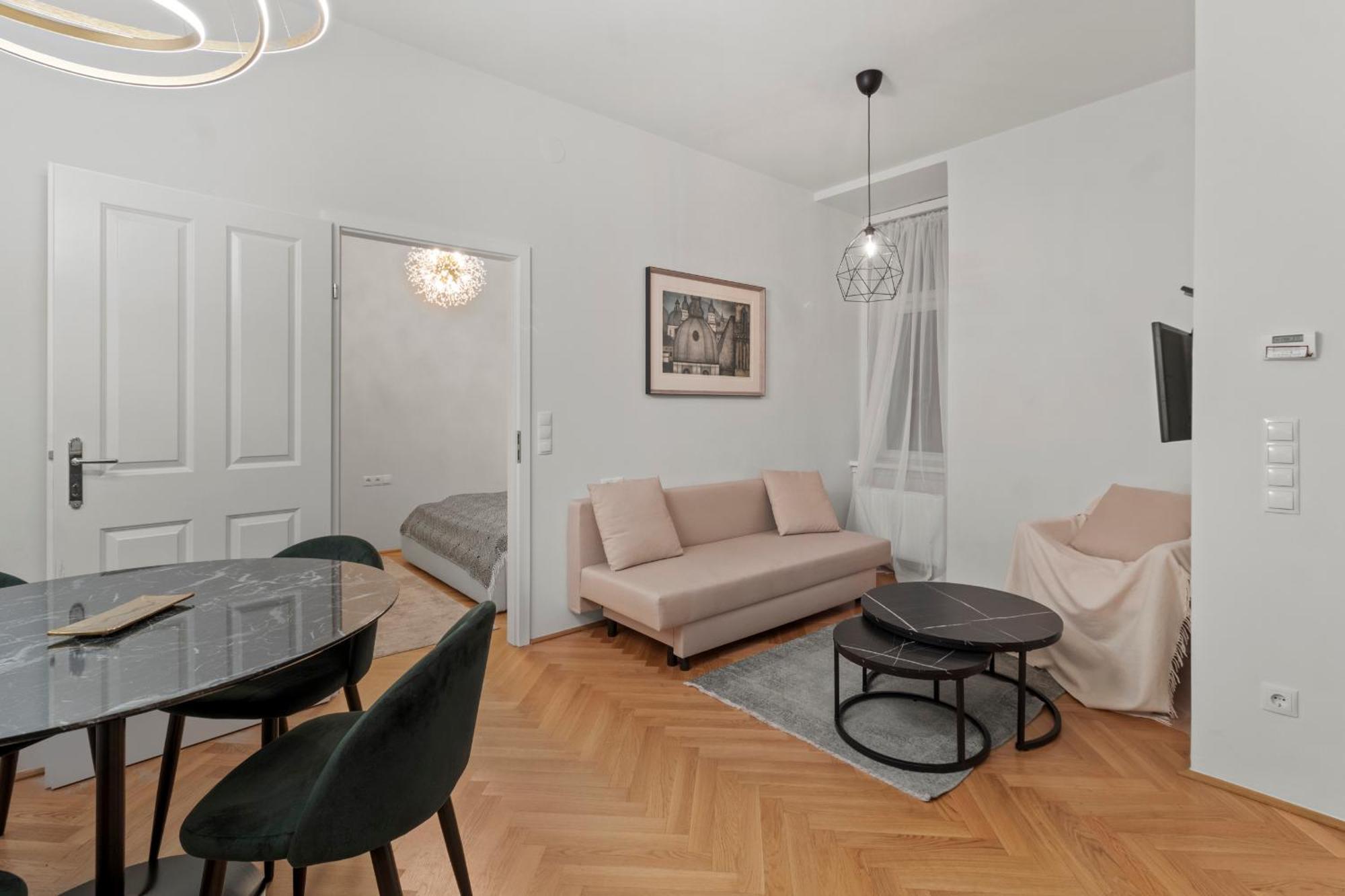 Boutique Suite Near Museum District Wien Exteriör bild